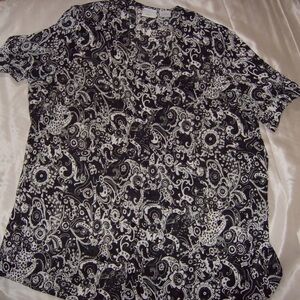 Studio C Black and White Relaxed Graphic Top